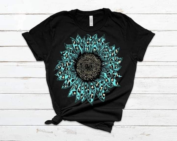 VIP Graphic Vinyl Tee $15 HQ-N37C G