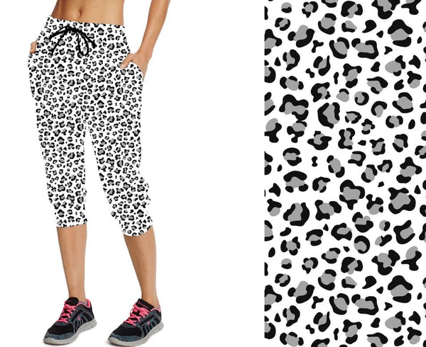 7685ycj Leopard On White DESIGNER YOGA CAPRI JOGGER HQ-BBOK