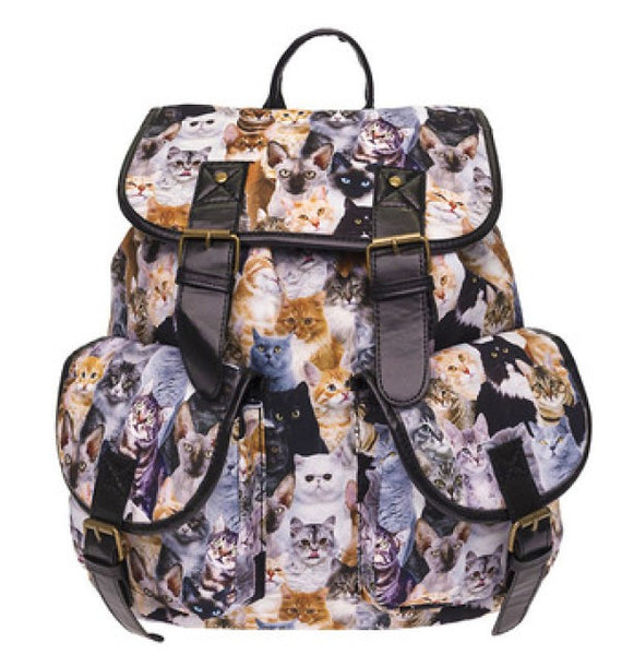 10022 Graphic Print Buckle Flap BackPack HQ-Z99